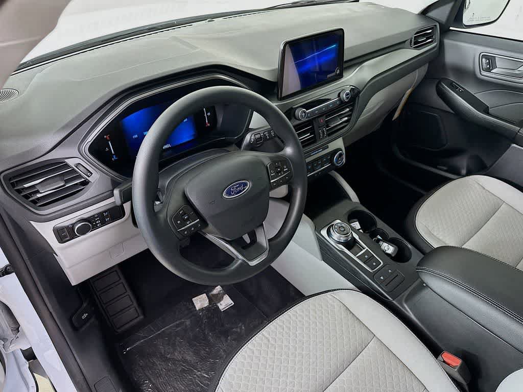 New 2026 Ford Escape Active FWD image 2