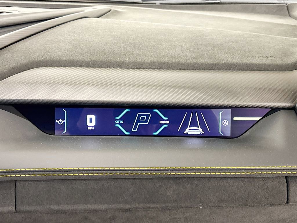 Used 2025 Lamborghini Revuelto image 24