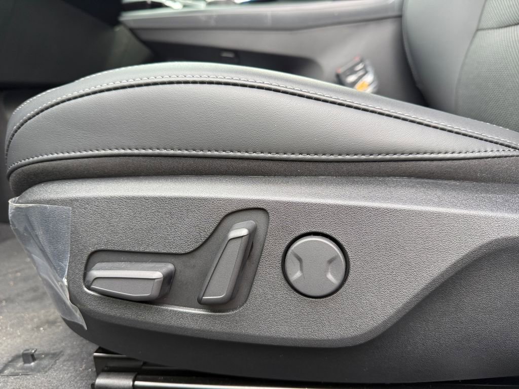 New 2025 Kia EV6 Light w/ Light LR Technology Package image 10