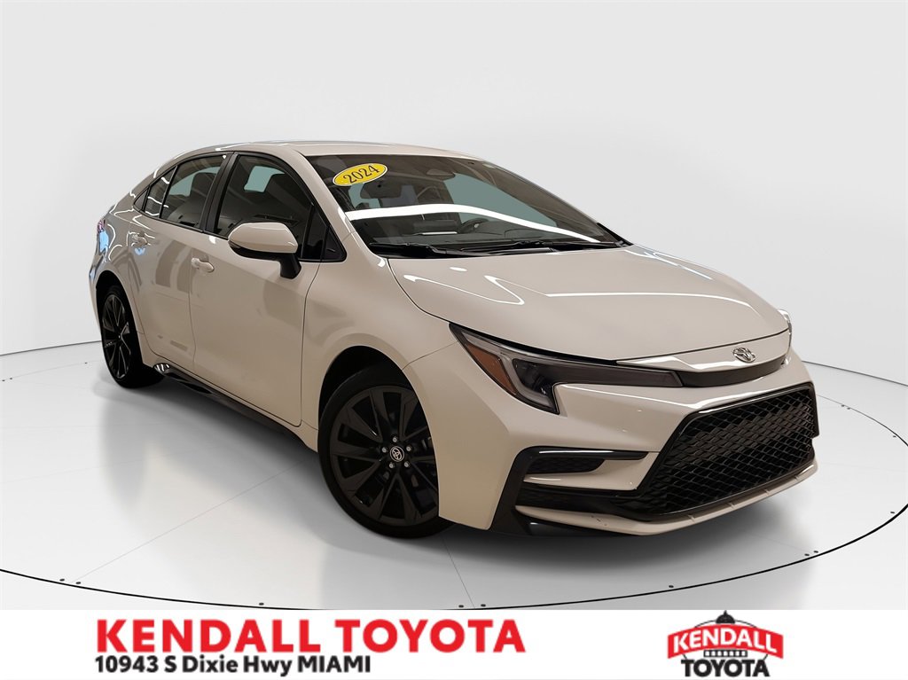 Used 2024 Toyota Corolla SE image 1
