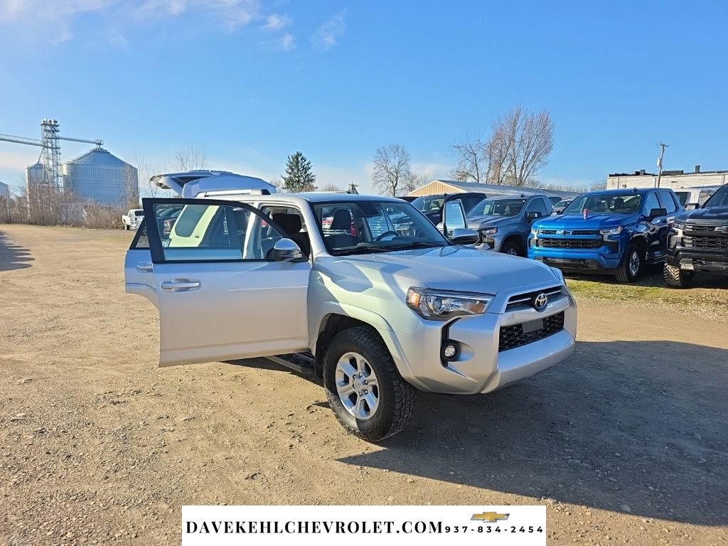 Used 2021 Toyota 4Runner SR5 image 36