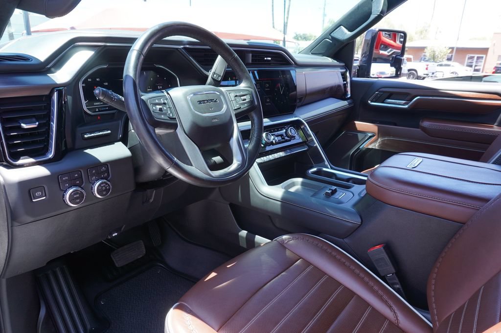 Certified 2024 GMC Sierra 3500 Denali Ultimate AWD/4WD image 18