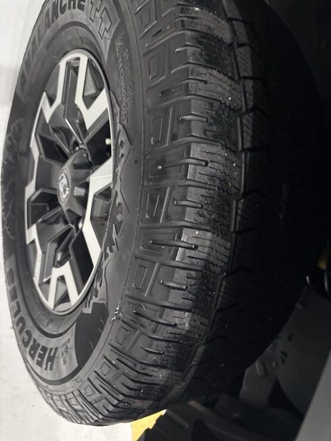 Used 2020 Toyota Tacoma TRD Off-Road w/ TRD Premium Off Road Package image 40