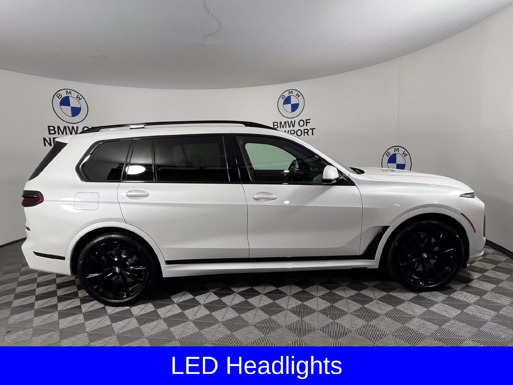 Used 2027 BMW X7 xDrive40i w/ Executive Package AWD/4WD image 8