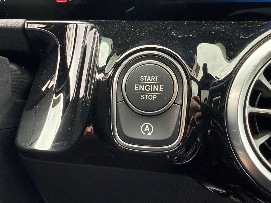 New 2026 Mercedes-Benz GLA 35 AMG 4MATIC image 46