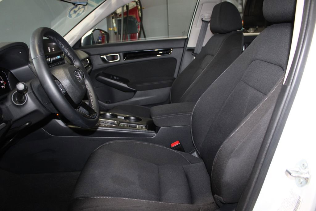 Used 2023 Honda Civic EX image 14