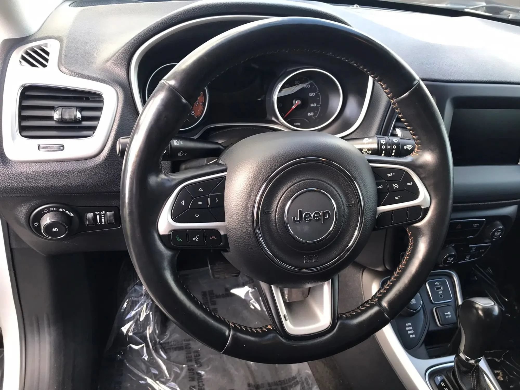 Used 2019 Jeep Compass Latitude w/ Popular Equipment Group AWD/4WD image 16