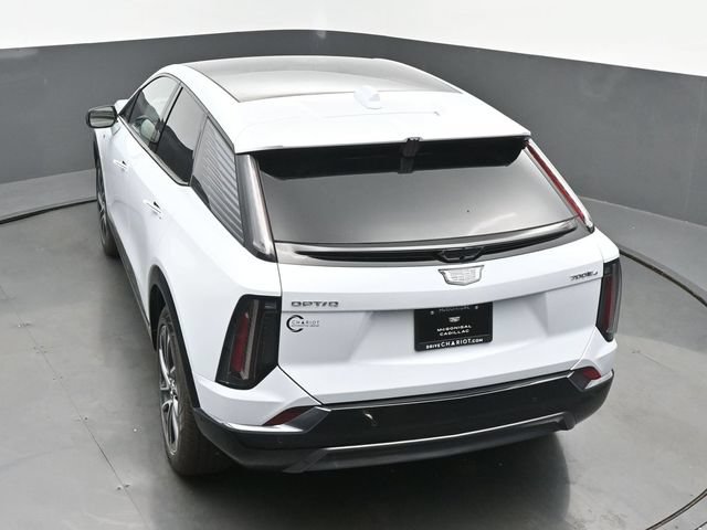 New 2026 Cadillac Optiq Sport 1 w/ LPO, Floor Liner Package AWD/4WD image 42