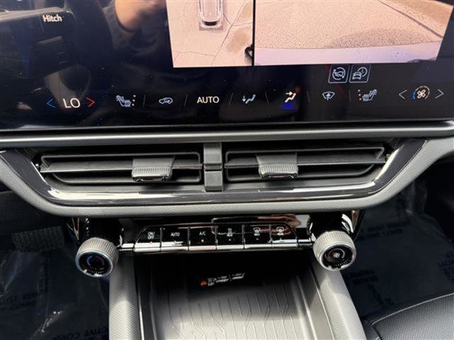 New 2025 Chevrolet Equinox EV RS image 27