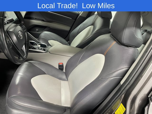 Used 2020 Toyota Camry XLE FWD image 12