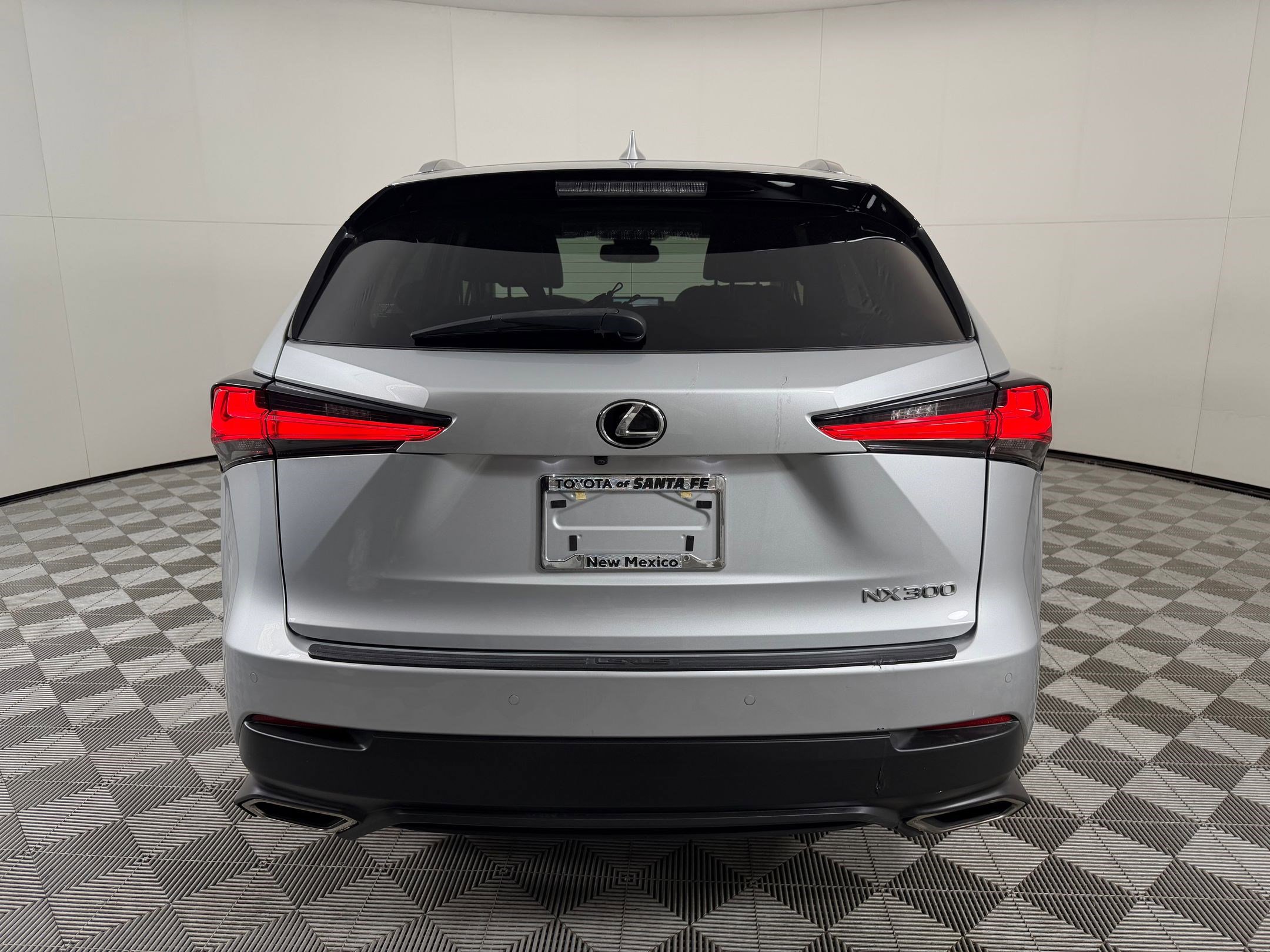 Used 2018 Lexus NX 300 AWD w/ Premium Package image 9