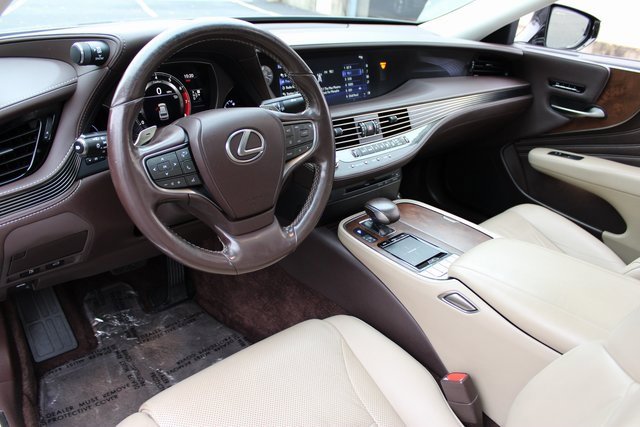 Used 2018 Lexus LS 500 image 9