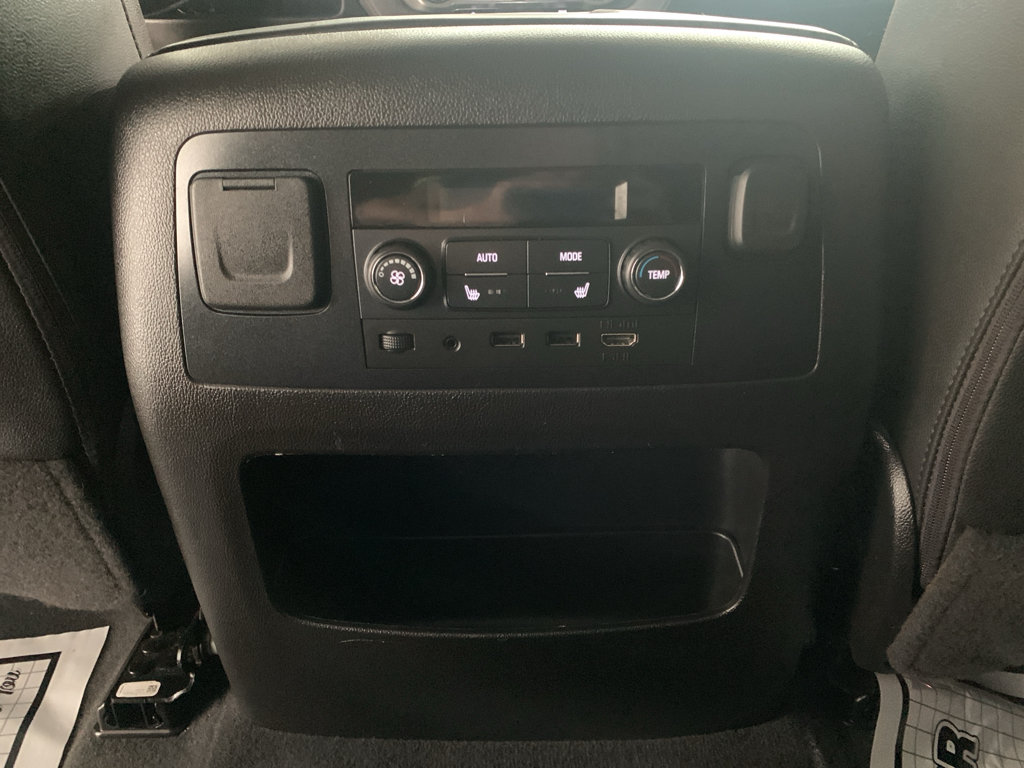 Used 2019 Chevrolet Tahoe Premier RWD image 17