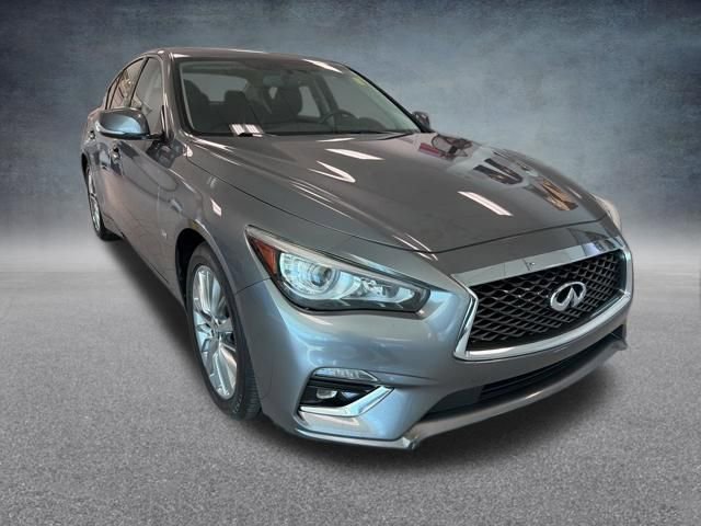 Used 2019 INFINITI Q50 Luxe w/ Essential Package (3.0T Luxe) image 4