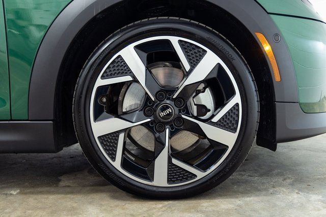 Used 2025 MINI Cooper S image 29