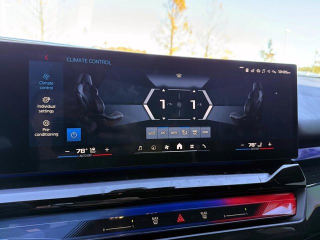 Certified 2025 BMW M5 w/ Executive Package image 27