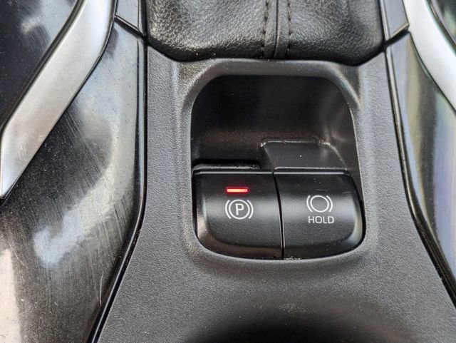 Used 2023 Toyota Corolla Cross XLE w/ Convenience Package image 17