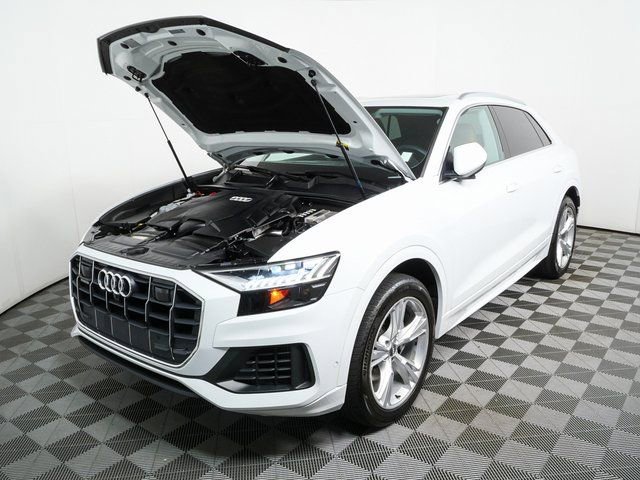 Used 2019 Audi Q8 Prestige w/ Towing Package AWD/4WD image 34