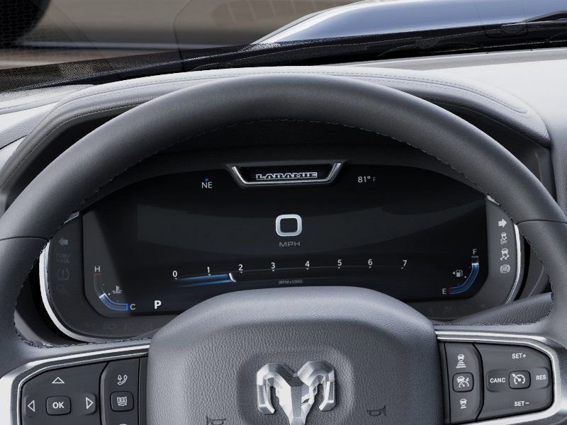 New 2026 RAM 2500 Laramie AWD/4WD image 18