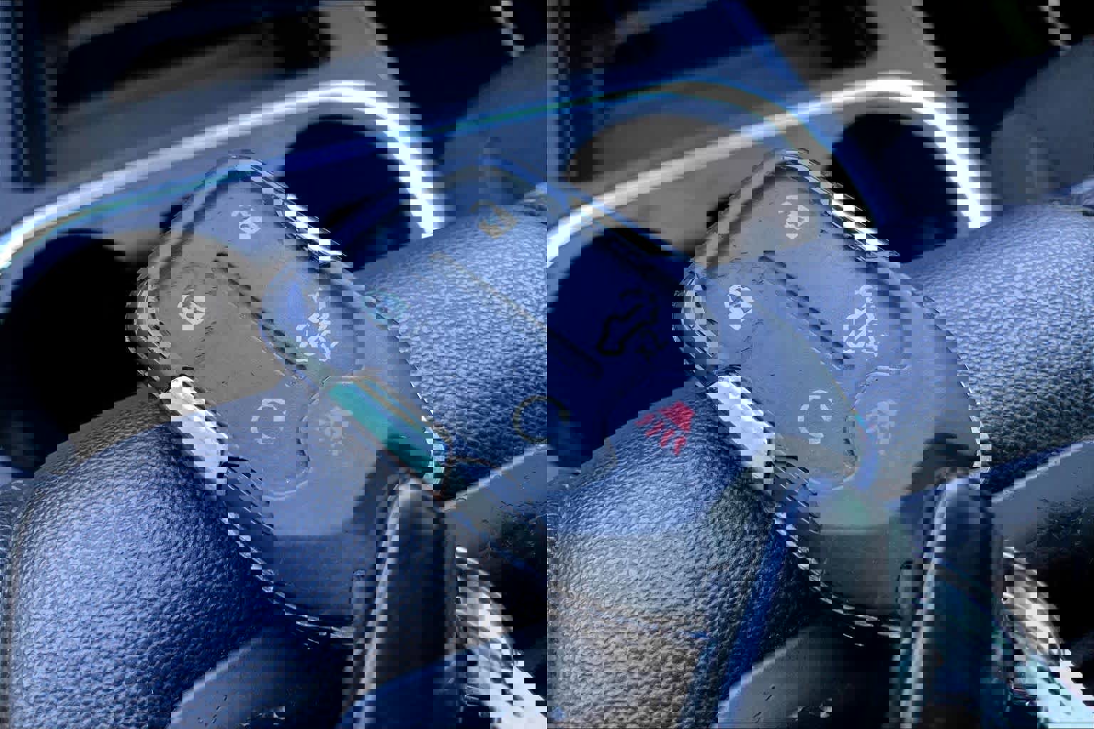 Used 2020 GMC Sierra 2500 SLE w/ SLE Convenience Package image 15