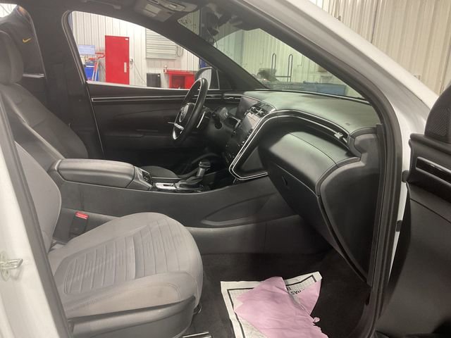 Used 2022 Hyundai Santa Cruz SEL Premium image 12