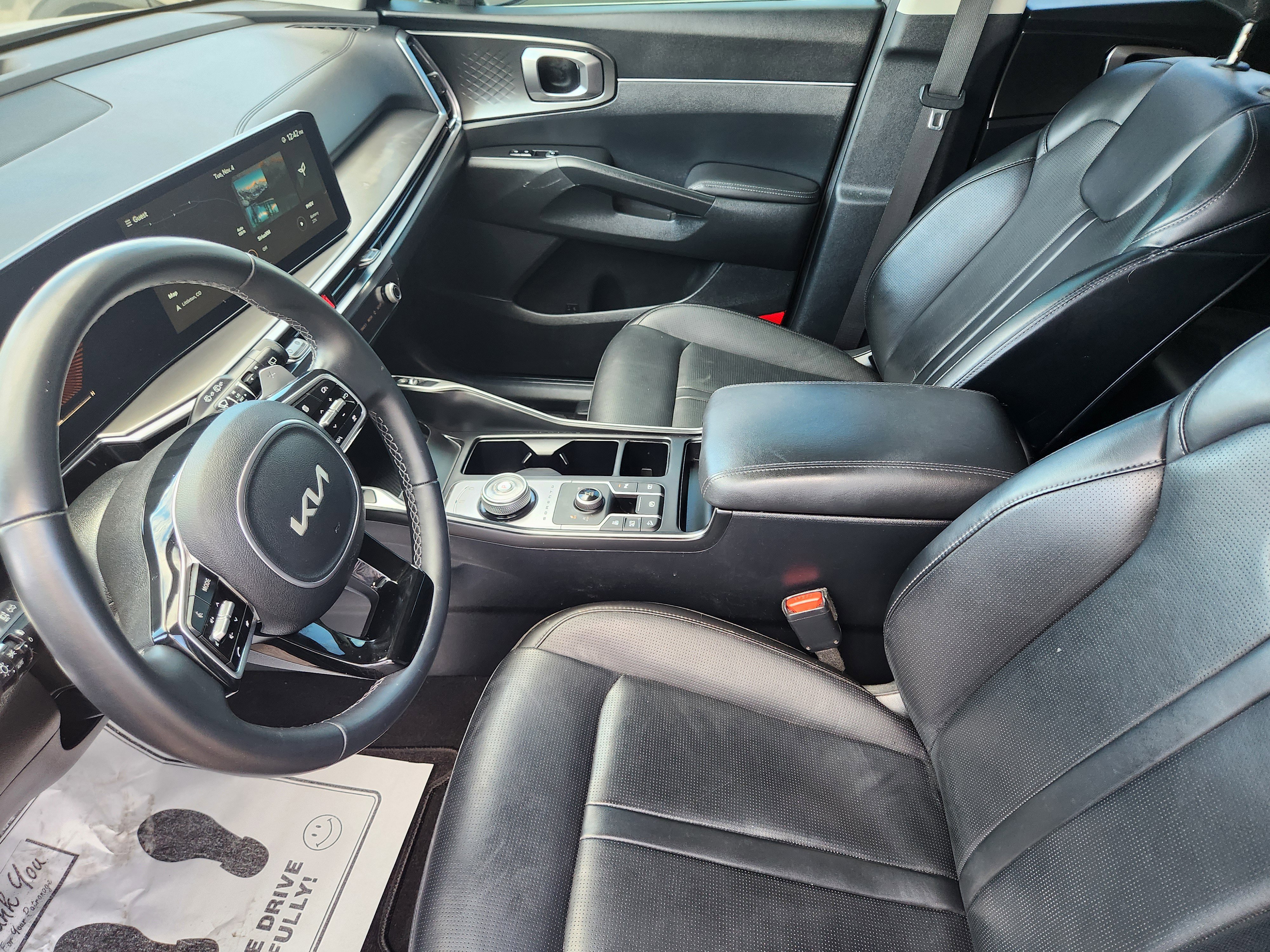 Used 2025 Kia Sorento EX w/ EX Panoramic Sunroof Package image 7