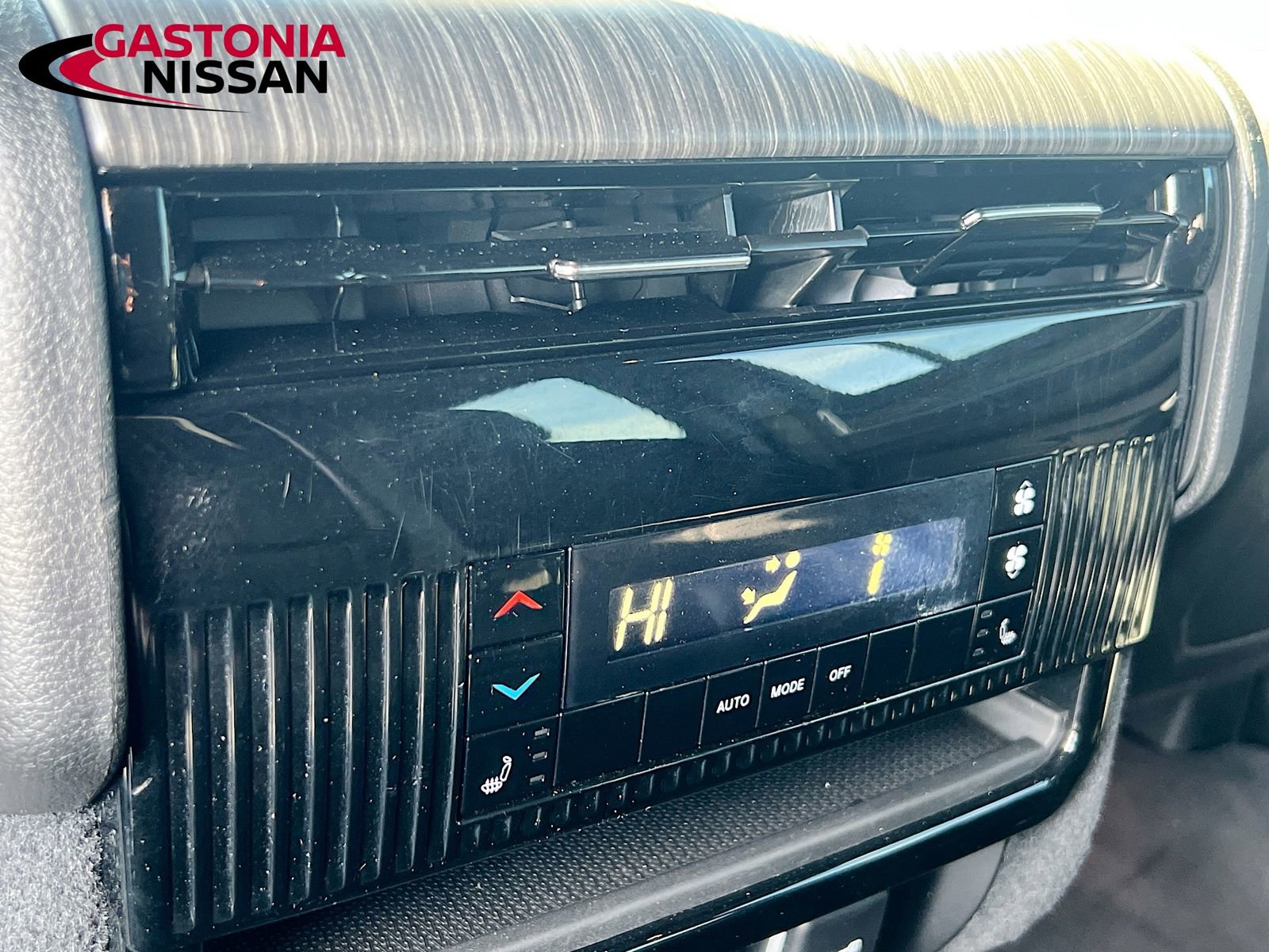 Used 2024 Jeep Wagoneer L Series II w/ Flexible Seating Group image 35