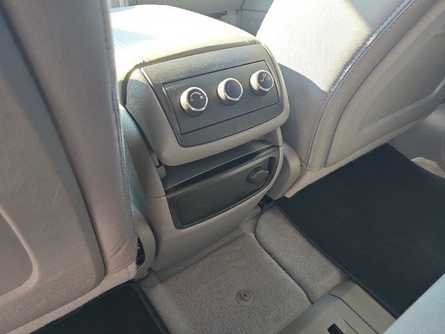 Used 2013 Chevrolet Traverse LS FWD image 26