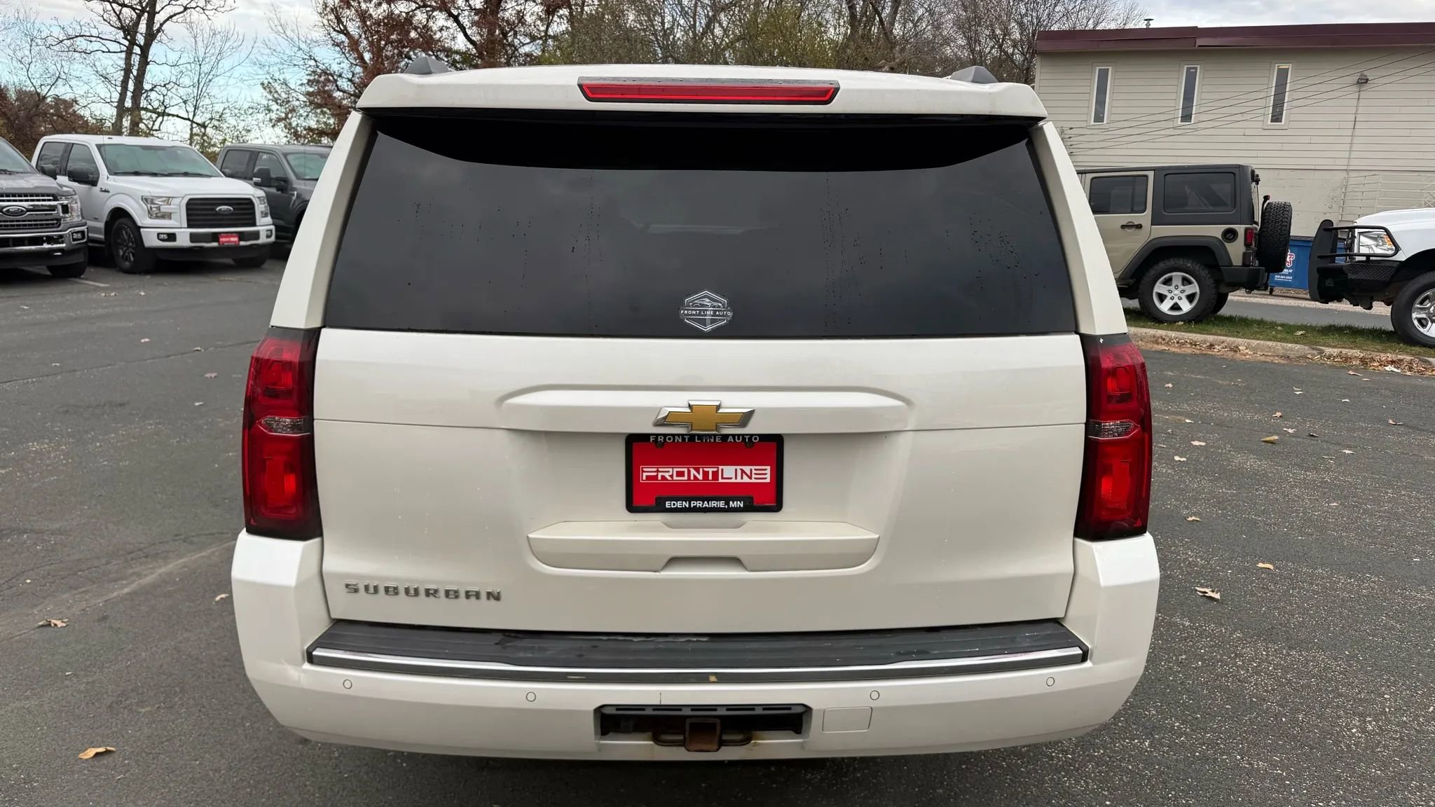 Used 2015 Chevrolet Suburban LTZ image 4