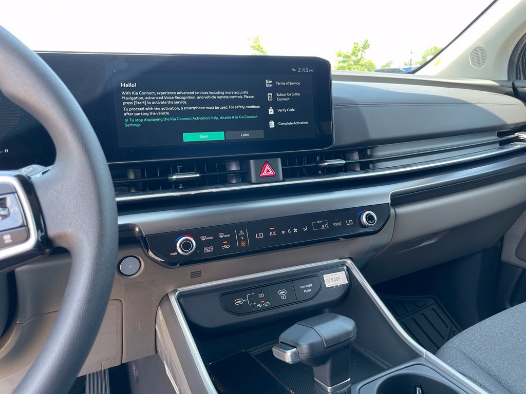 New 2026 Kia Carnival LX FWD image 15