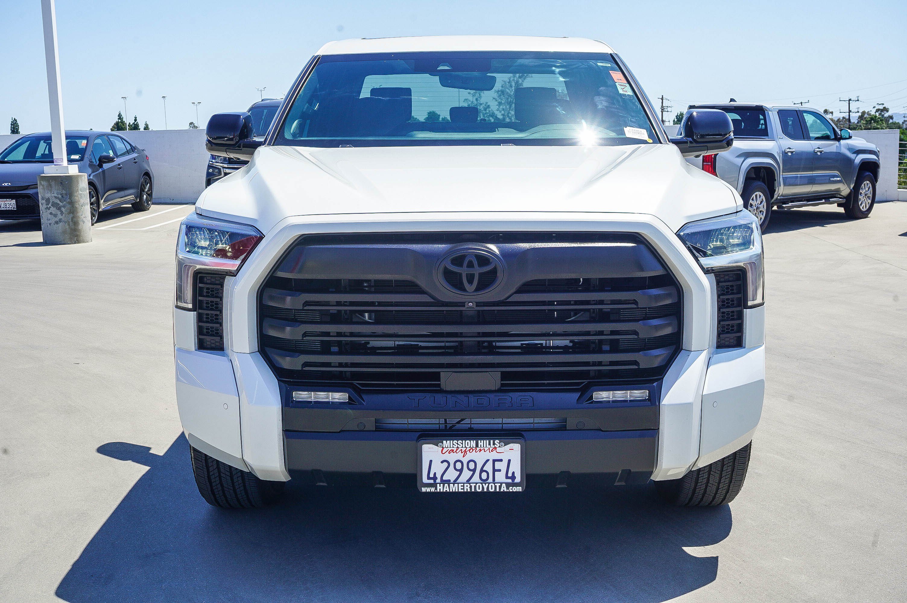 Certified 2025 Toyota Tundra Limited AWD/4WD image 2