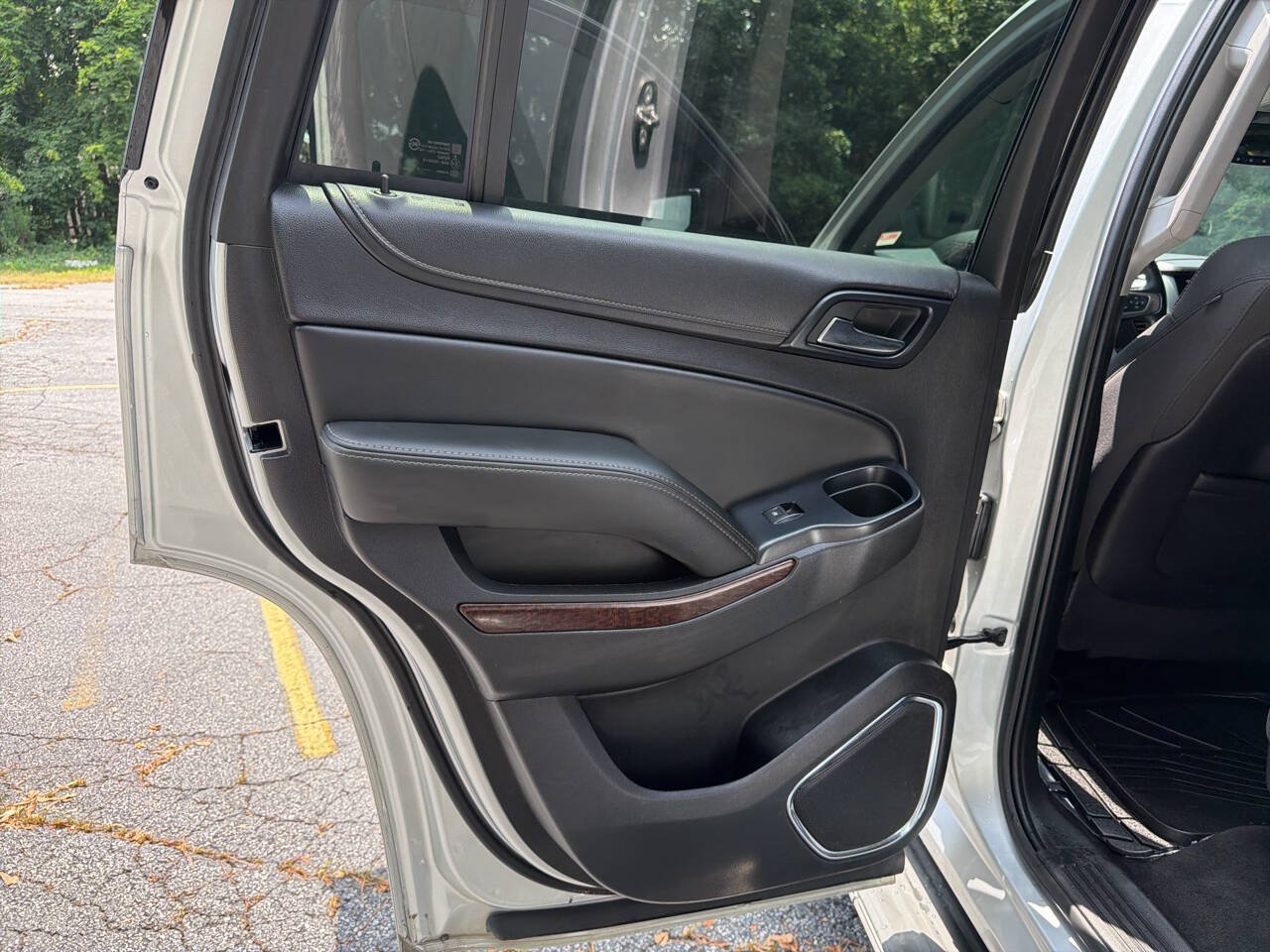 Used 2015 GMC Yukon SLE w/ Convenience Package RWD image 16