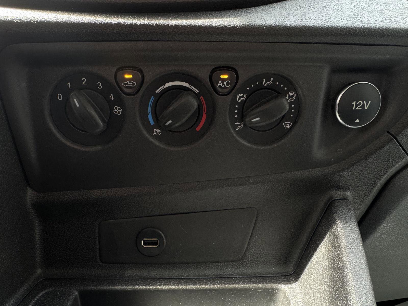 Used 2019 Ford Transit 250 130 Low Roof w/ Exterior Upgrade Package image 17