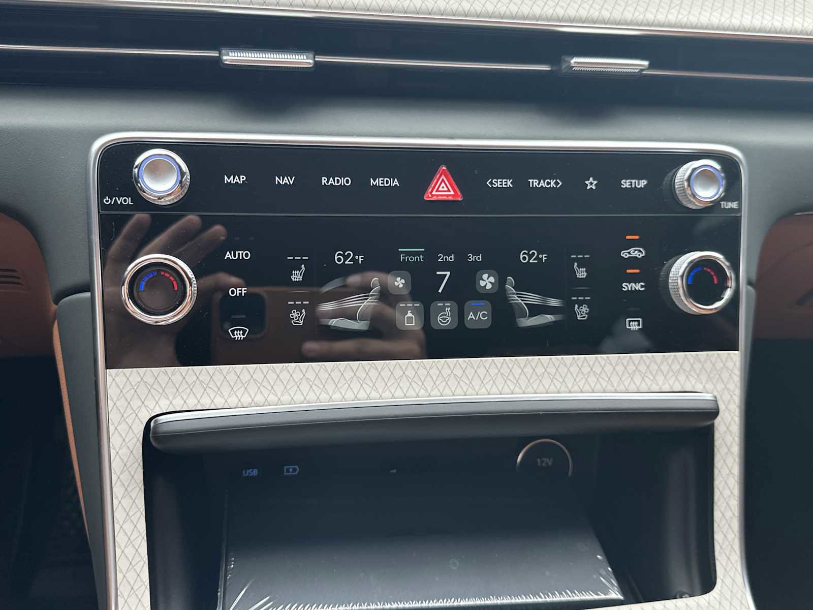 New 2026 Genesis GV80 2.5T Prestige AWD/4WD image 19