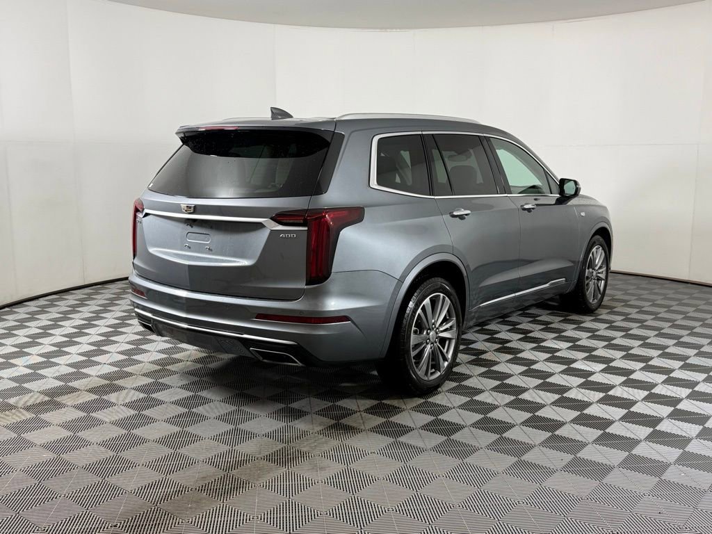 Used 2021 Cadillac XT6 Premium Luxury image 11