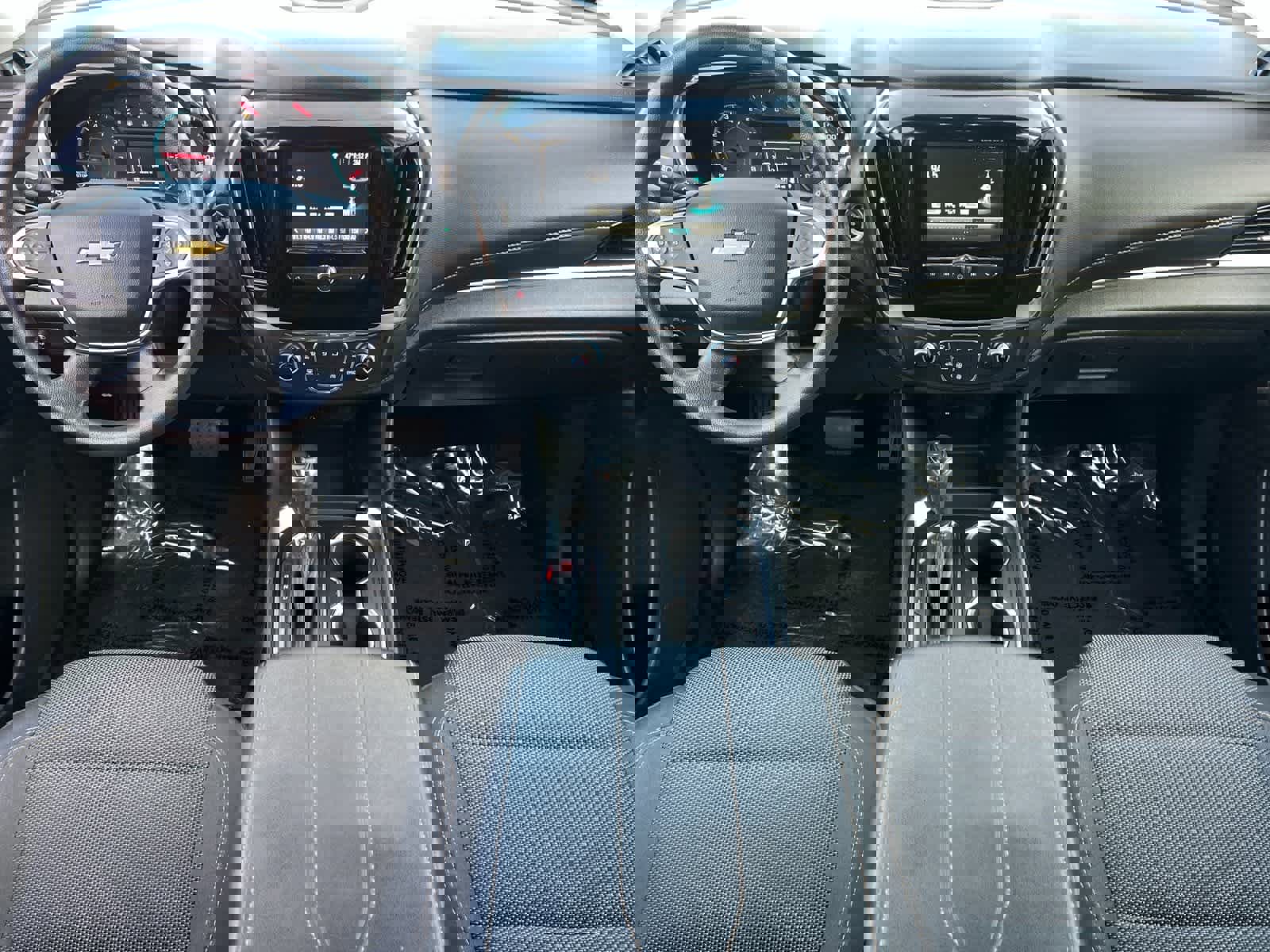 Used 2018 Chevrolet Traverse LS image 3