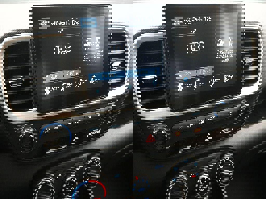 New 2026 Hyundai Venue SE image 13