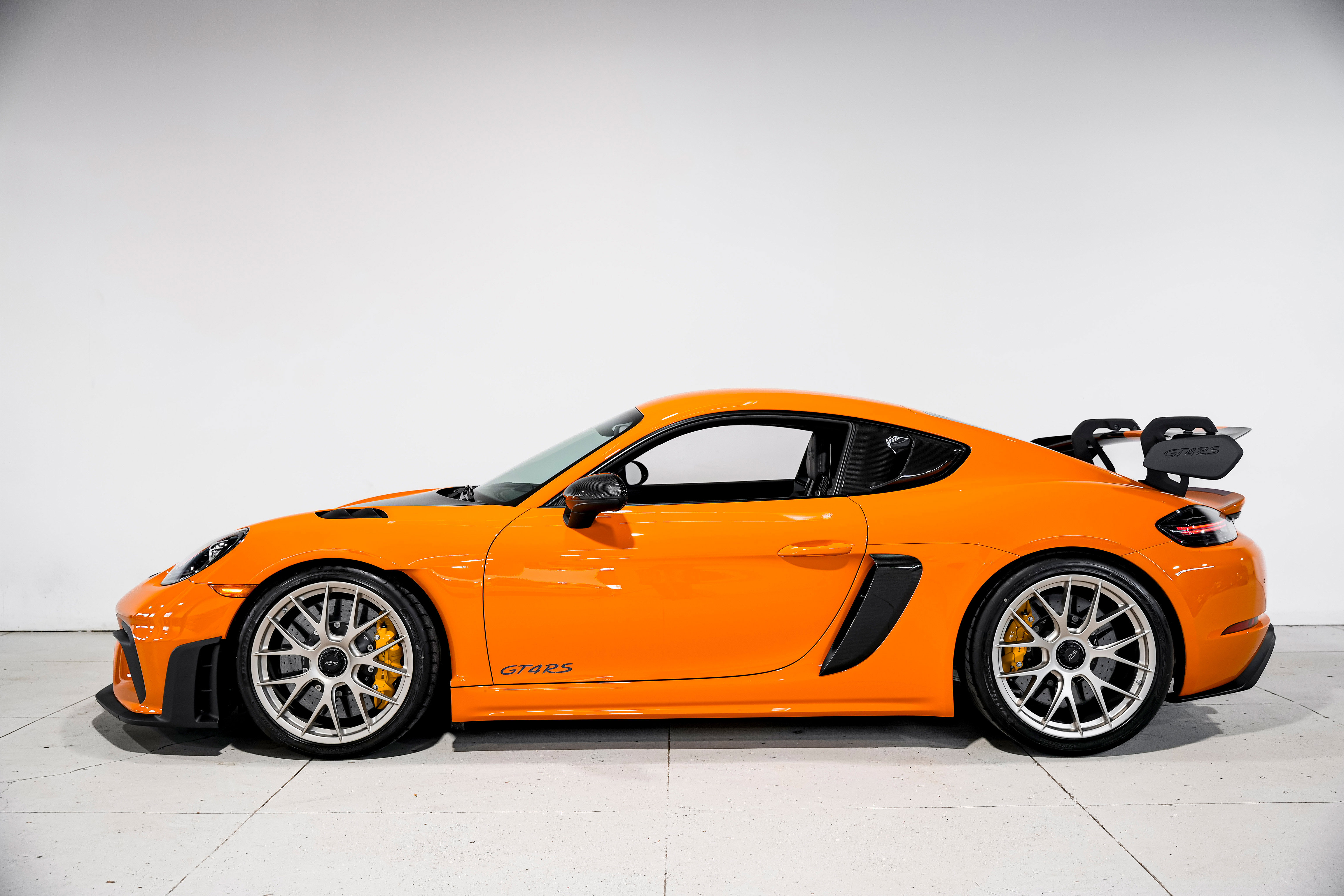 Used 2023 Porsche 718 Cayman GT4 RS image 8
