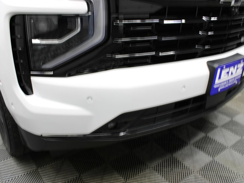 Used 2026 Chevrolet Suburban RST w/ Comfort Package AWD/4WD image 55