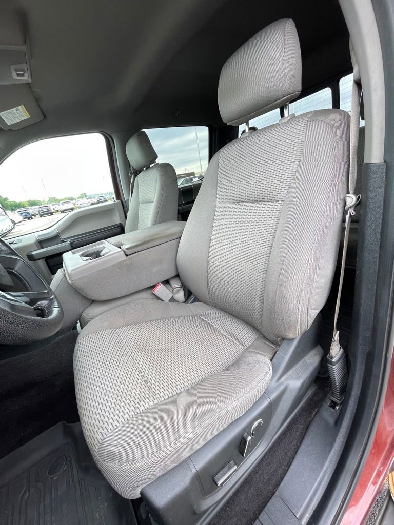 Used 2015 Ford F150 XLT w/ Equipment Group 302A Luxury RWD image 12
