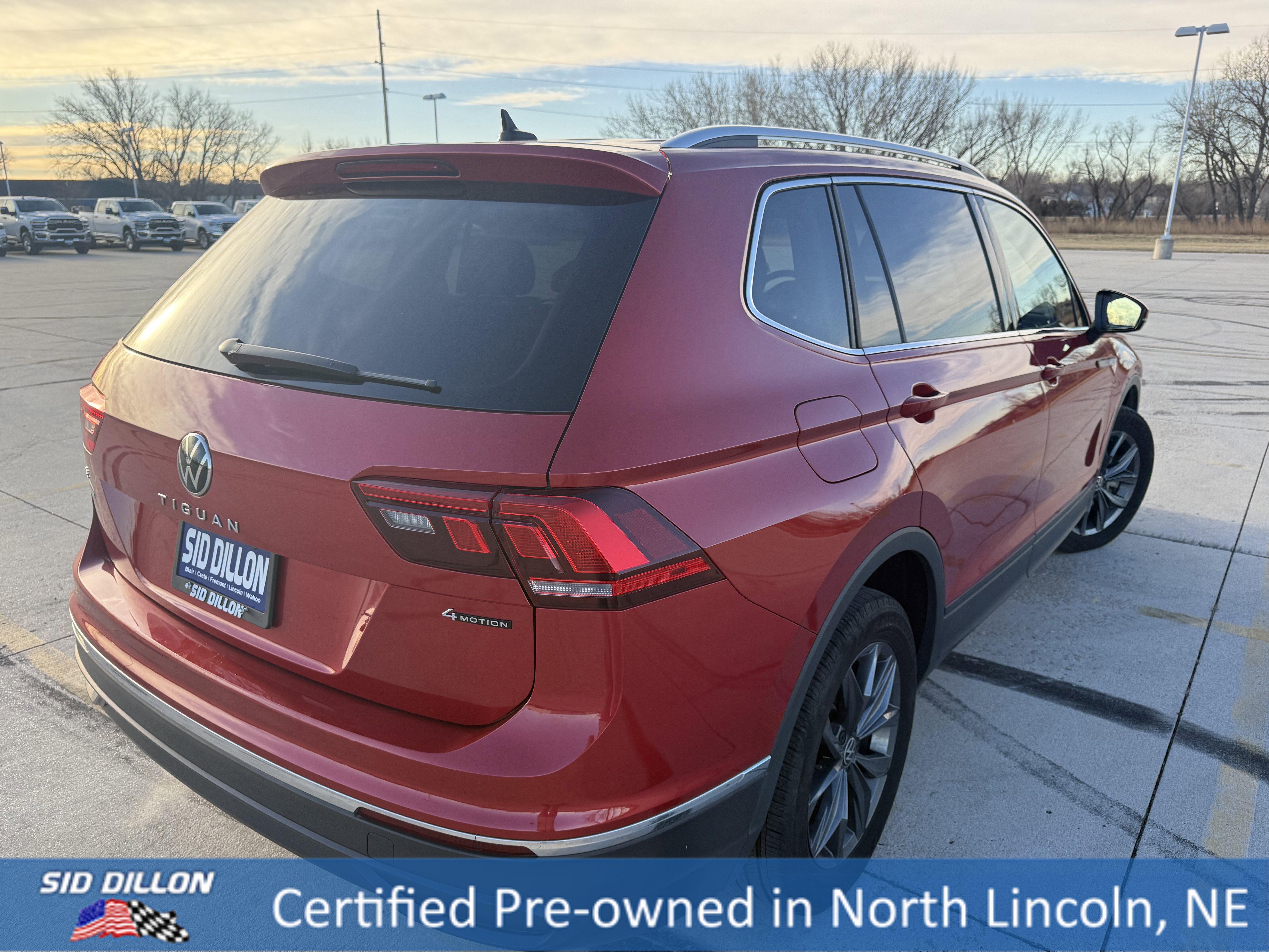 Used 2022 Volkswagen Tiguan SE image 8