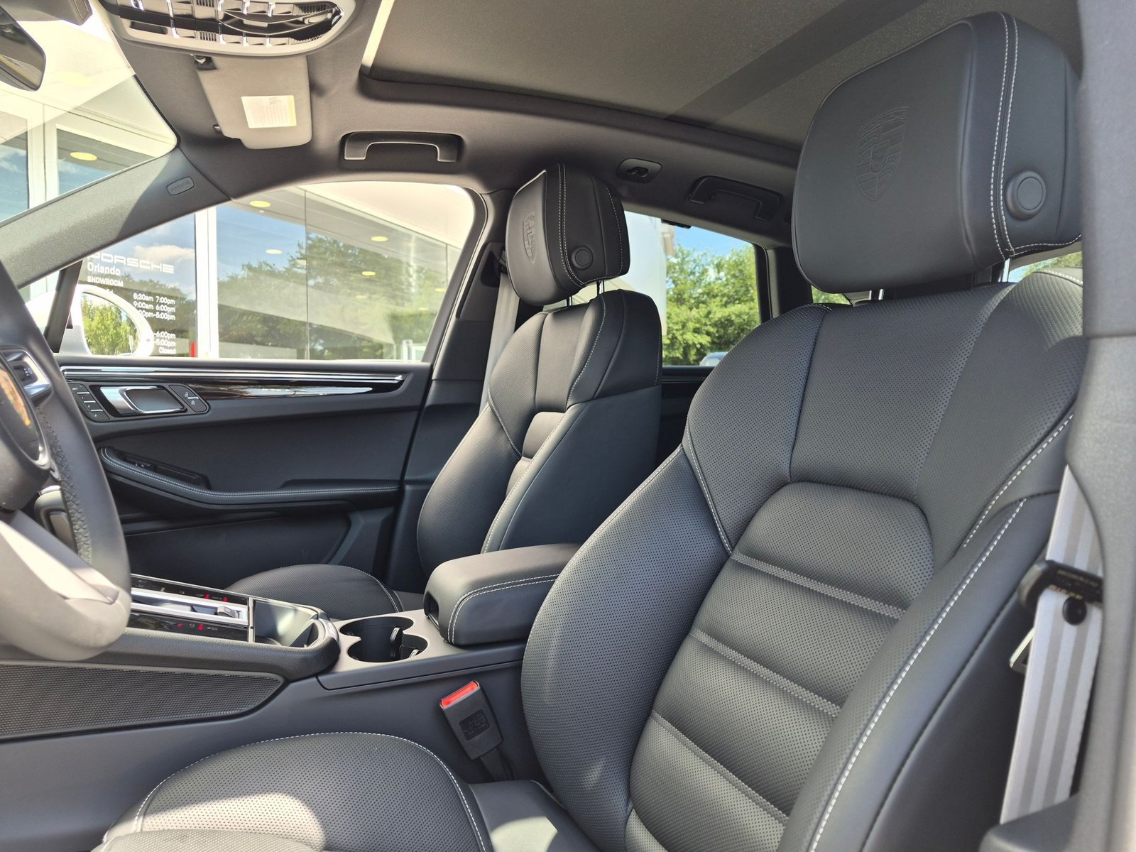 New 2026 Porsche Macan S AWD/4WD image 5