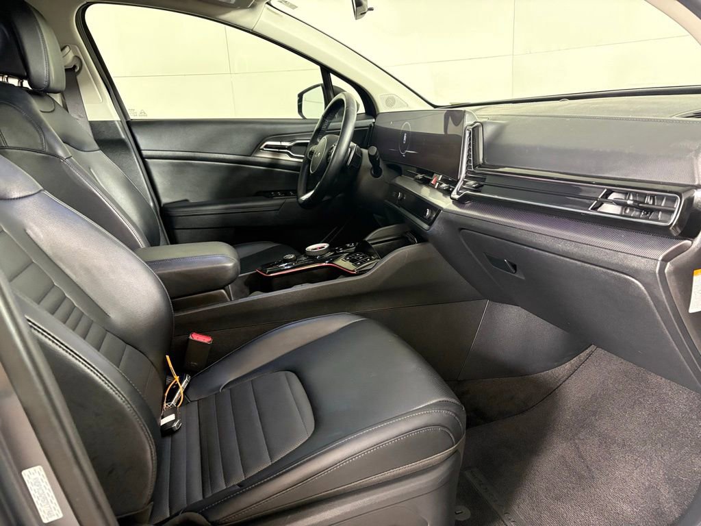Used 2025 Kia Sportage SX Prestige image 14
