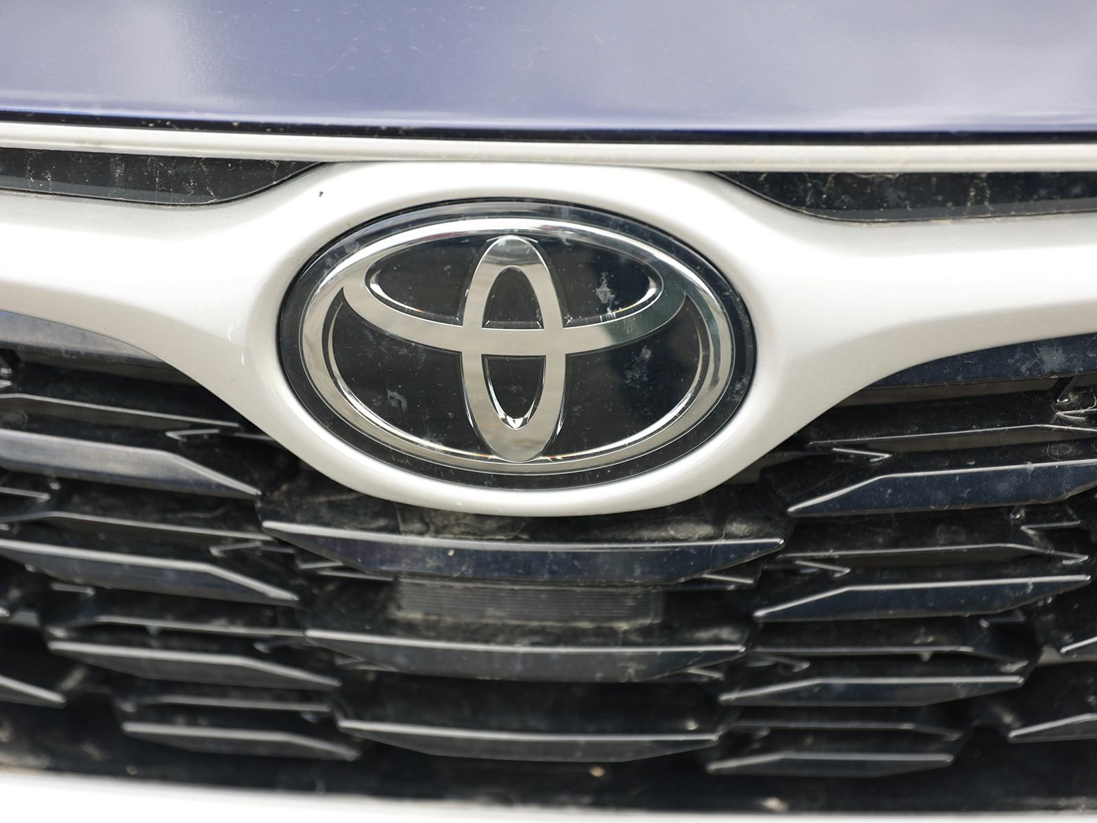 Used 2023 Toyota Highlander XLE image 7