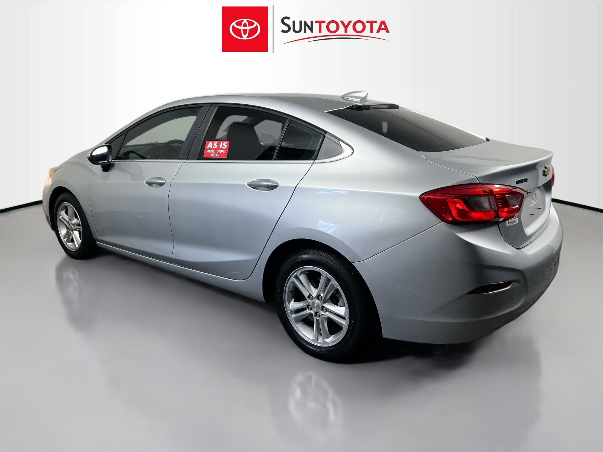 Used 2017 Chevrolet Cruze LT FWD image 6