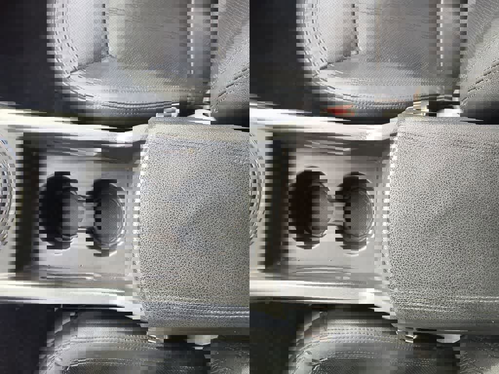 Used 2011 Kia Sportage EX w/ Premium Pkg w/Leather Seats image 21