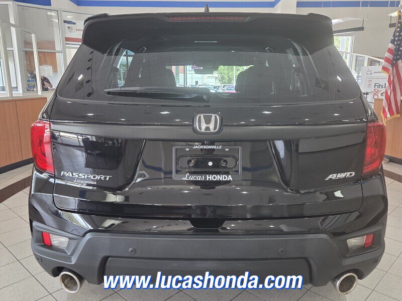 Used 2023 Honda Passport EX-L image 5