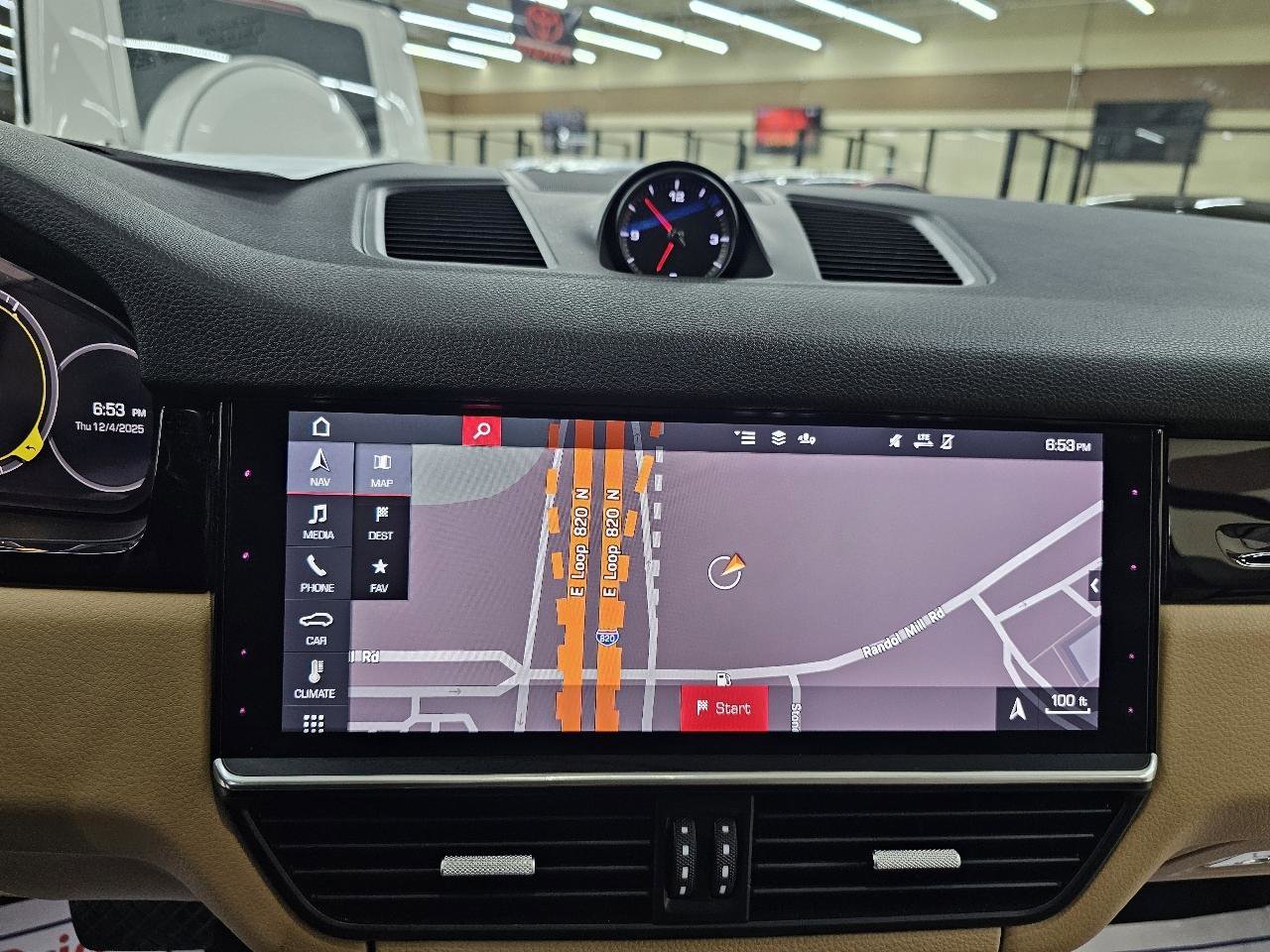 Used 2020 Porsche Cayenne AWD/4WD image 33