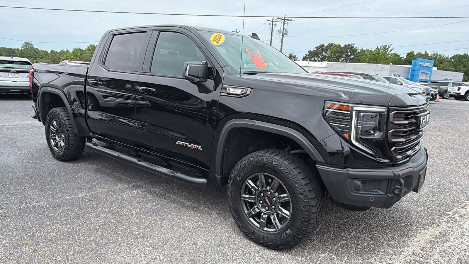 Used 2024 GMC Sierra 1500 AT4X AWD/4WD image 3
