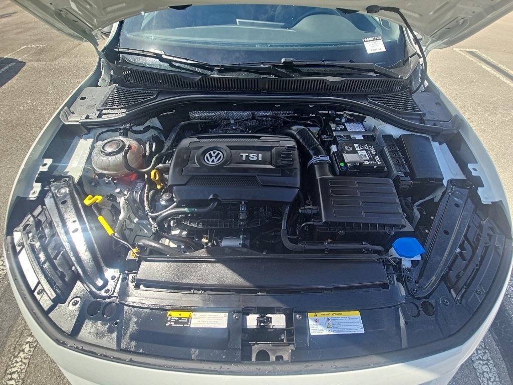 Used 2025 Volkswagen Jetta GLI Autobahn FWD image 34